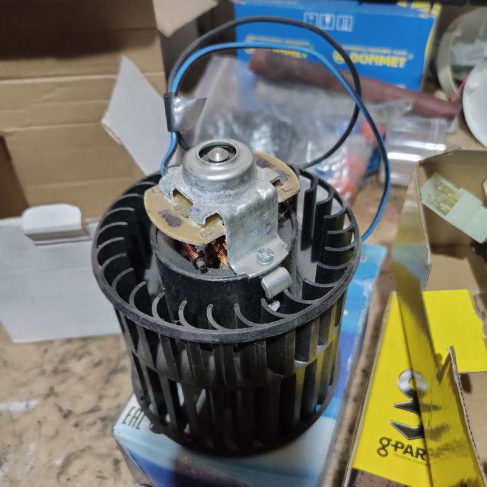 Электродвигатель отопителя (мотор печки) Газель