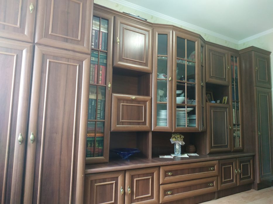 Здаю 1 кімнату в 3-х кімнатній квартирі.Живе одна хазяйка.