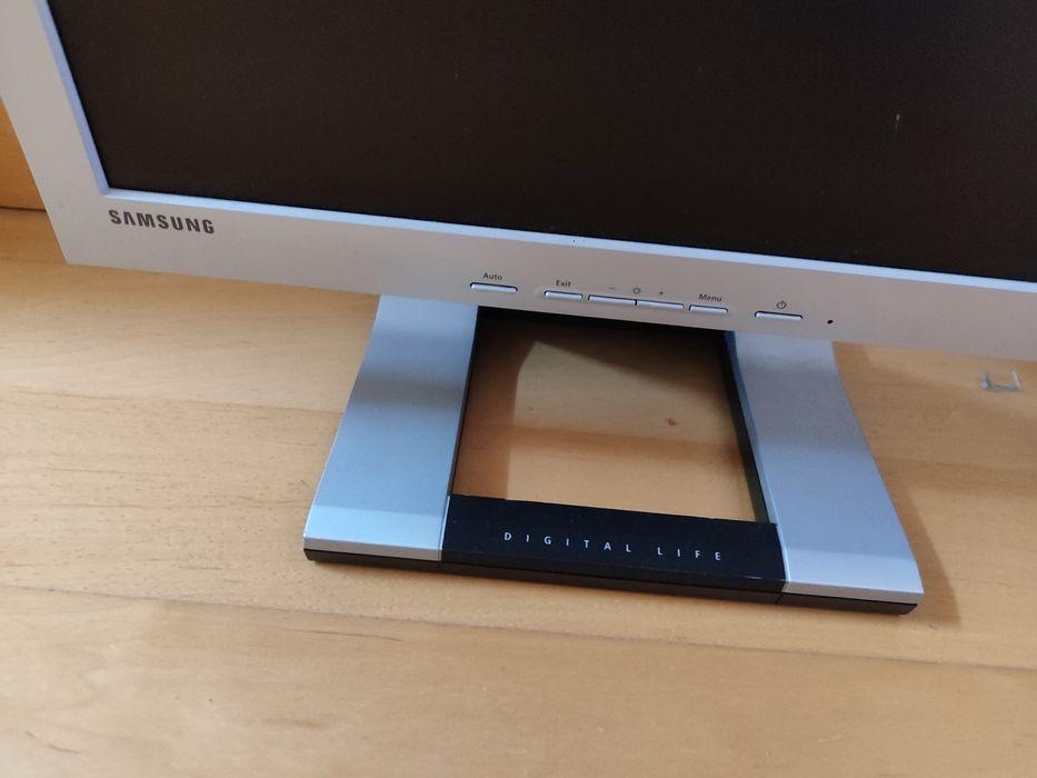 Monitor marca Samsung