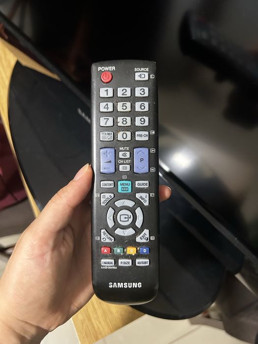 Vende-se televisão Samsung LE40A552P3R 40’