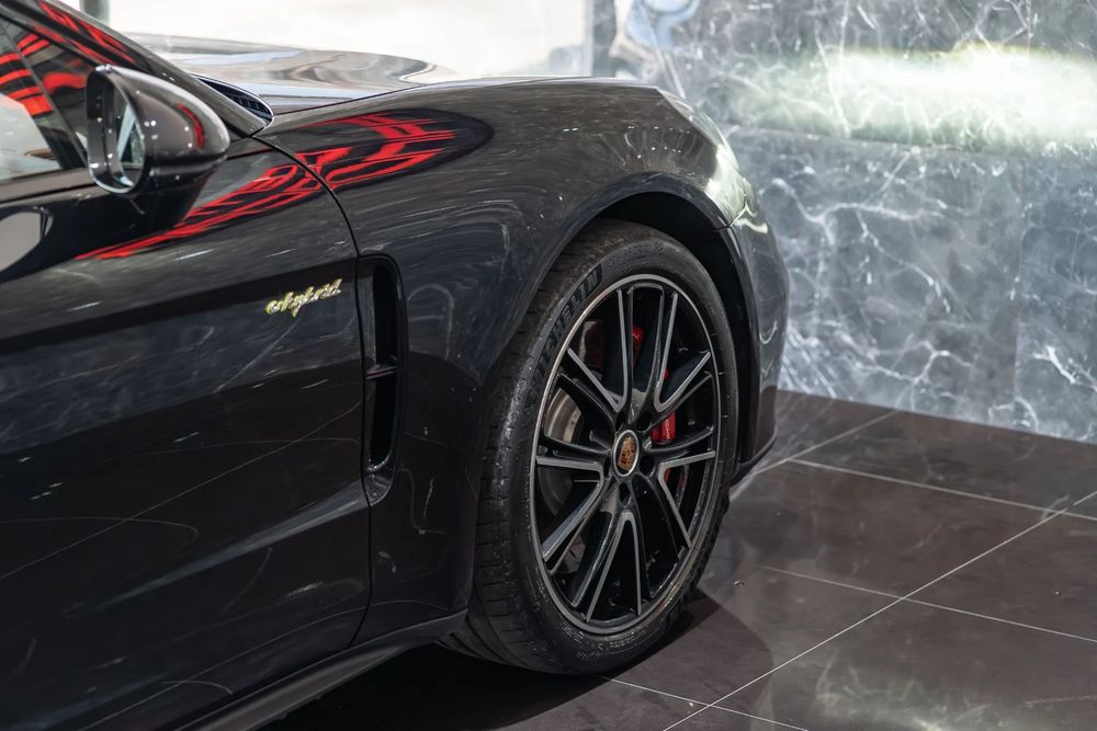 Porsche Panamera Sport Turismo 4S E-Hybrid