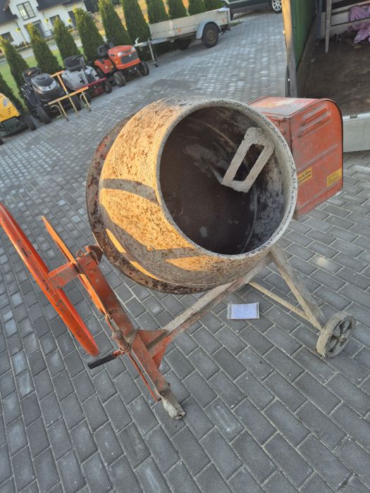 Betoniarki Atika 140 L