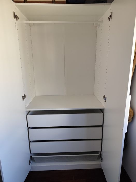 Roupeiro IKEA PAX Branco 100x58x201 cm com Gavetas — Como Novo (Desmontado)