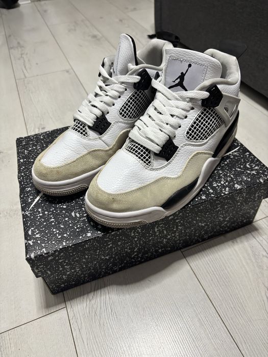 Nike Air Jordan 4 Military Black