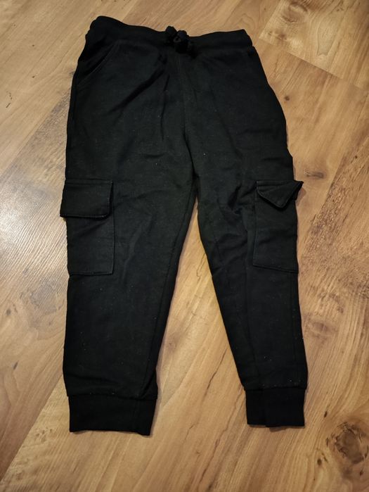 Bojówki dresowe r.104