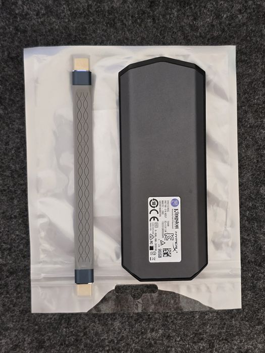 Зовнішній накопичувач SSD HyperX Kingston 1TB
