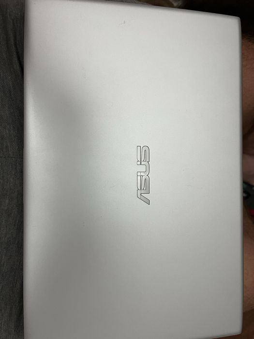 Asus vivibook usado