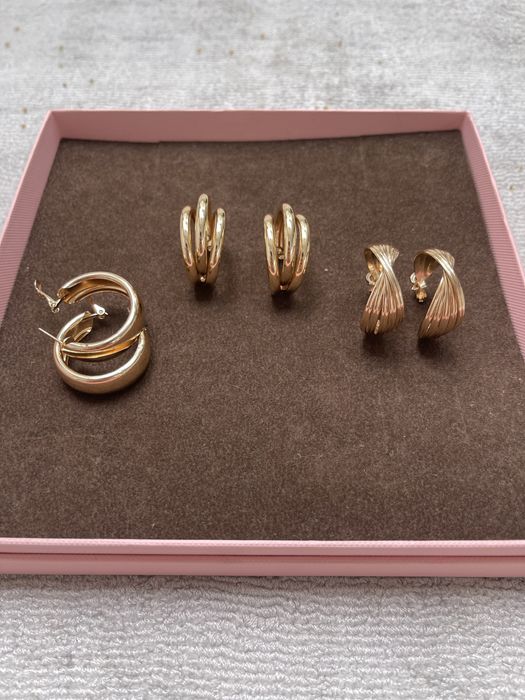 Zestaw 3 kolczyków w kolorze złotym duże w trendach