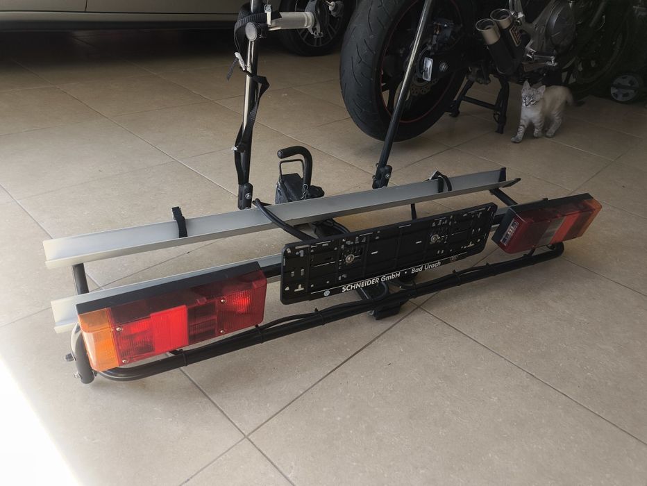 Porta bicicletas para bola de reboque
