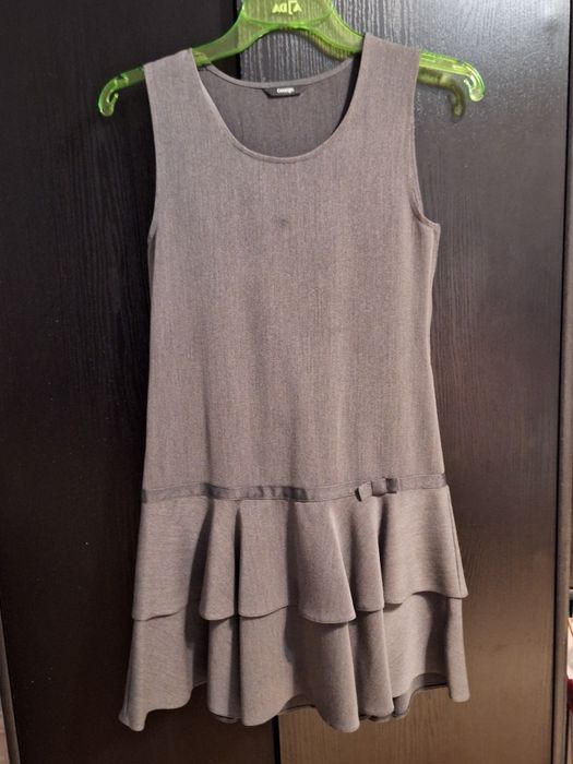 elegancka sukienka grafitowa alternative coquette casual