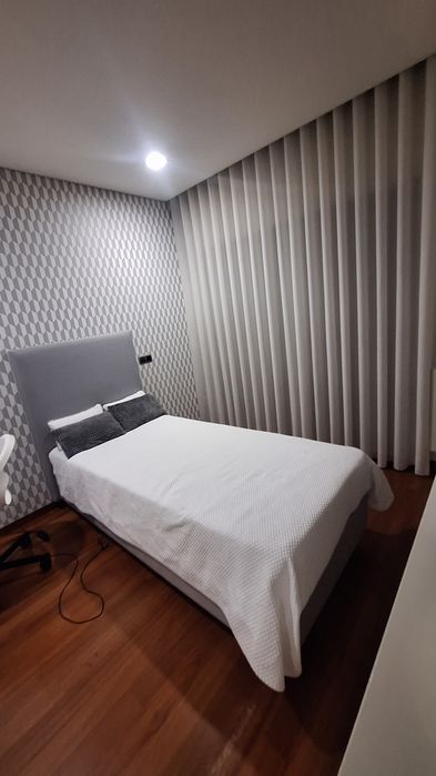 Cama solteiro completa + colchao 90×190