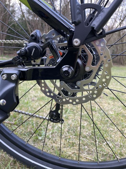 Rower elektryczny Fuji AMBIENT Eqp 29"  E-Bike