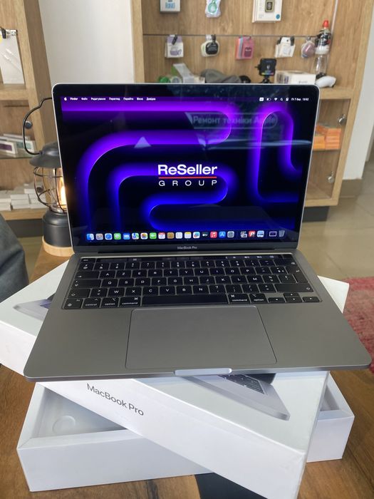 Ноутбук Apple MacBook Pro 13" M2 8/256 Space Gray (MNEH3) 2022