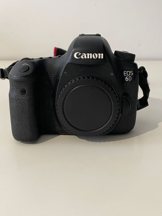 Aparat Canon 6D, full frame