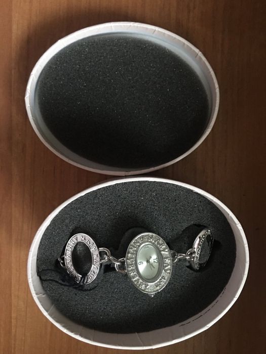 Годинник mary kay