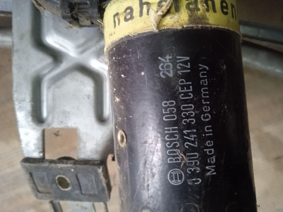 Електросклопідйомники передні та трапеція двірників Ауди а6с4