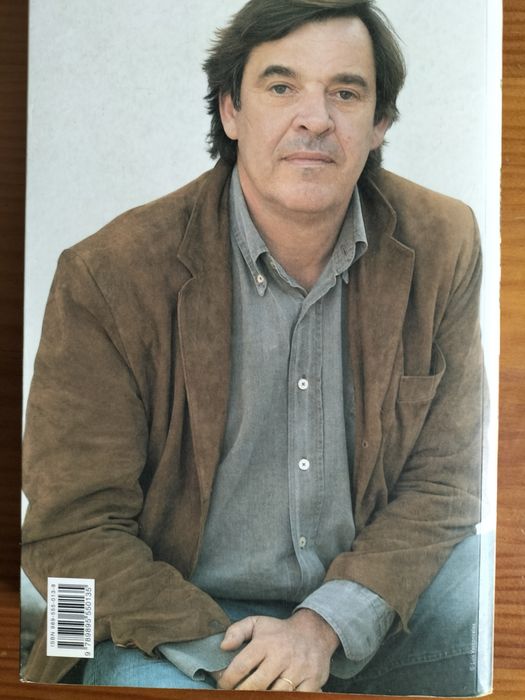 Livro "Equador" de Miguel Sousa Tavares