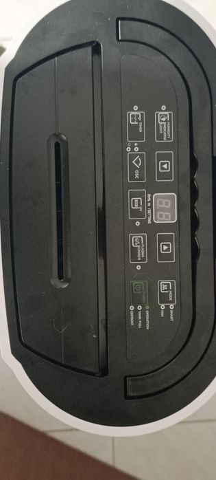 Estou a vender este desumidificador de 12 l