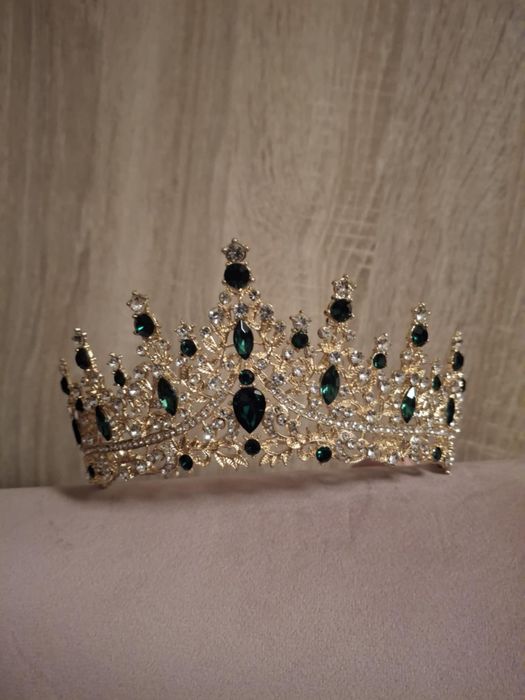 Tiara, korona, diadem zielona