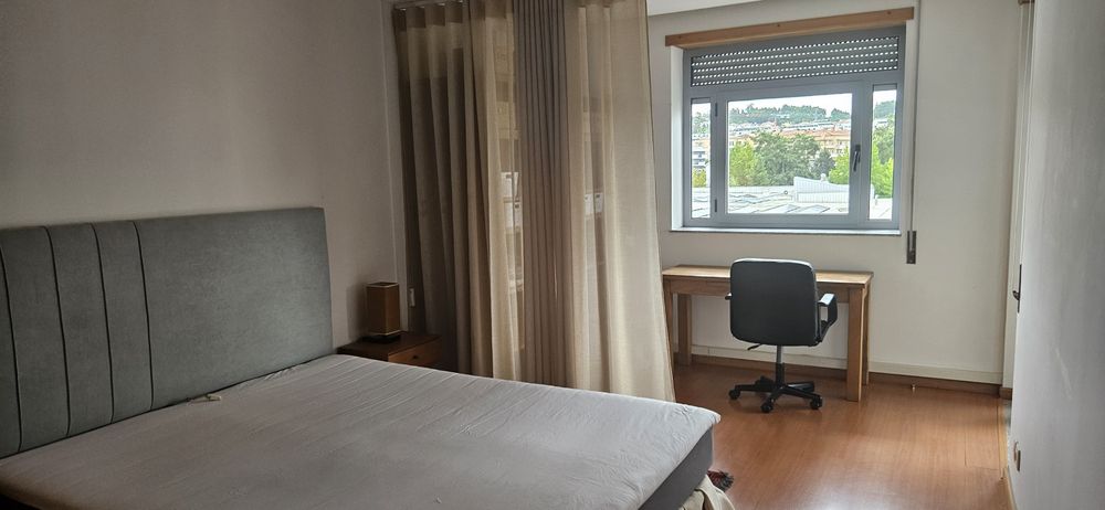 Quarto/suíte com wc privado.