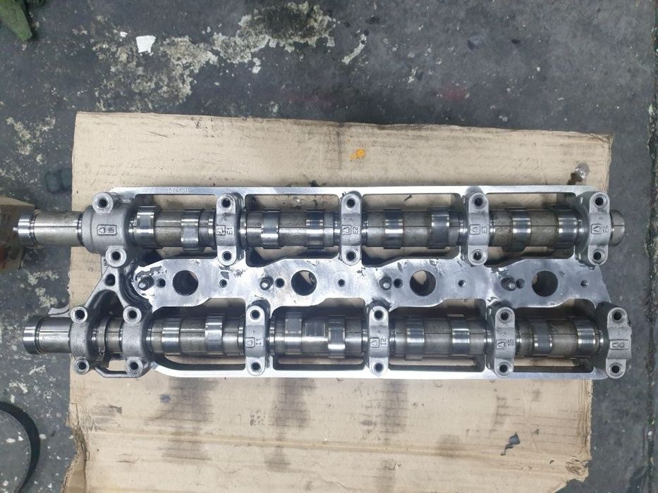 Распредвалы Kia Sorento Соренто с постелью