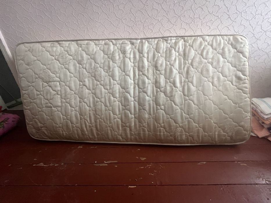 Каркас та матрац