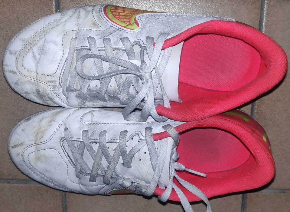 Chuteiras Nike Tiempo