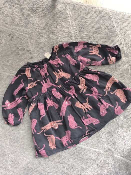 Sukienka niemowlęca Cool Club 68 w koty, tygrysy