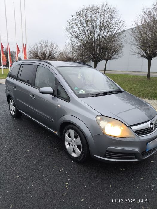 Opel Zafira 2006, 1.9 дизель АКПП