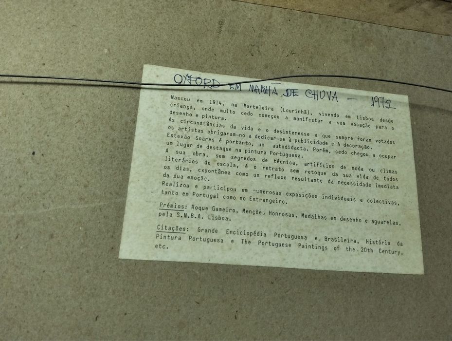 Vendo quadros  antigos  ………………………………………………………