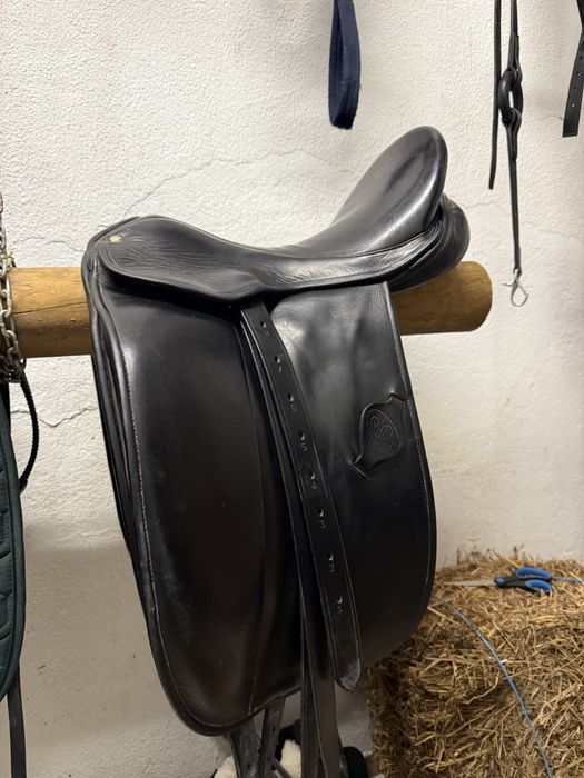 Selim de dressage