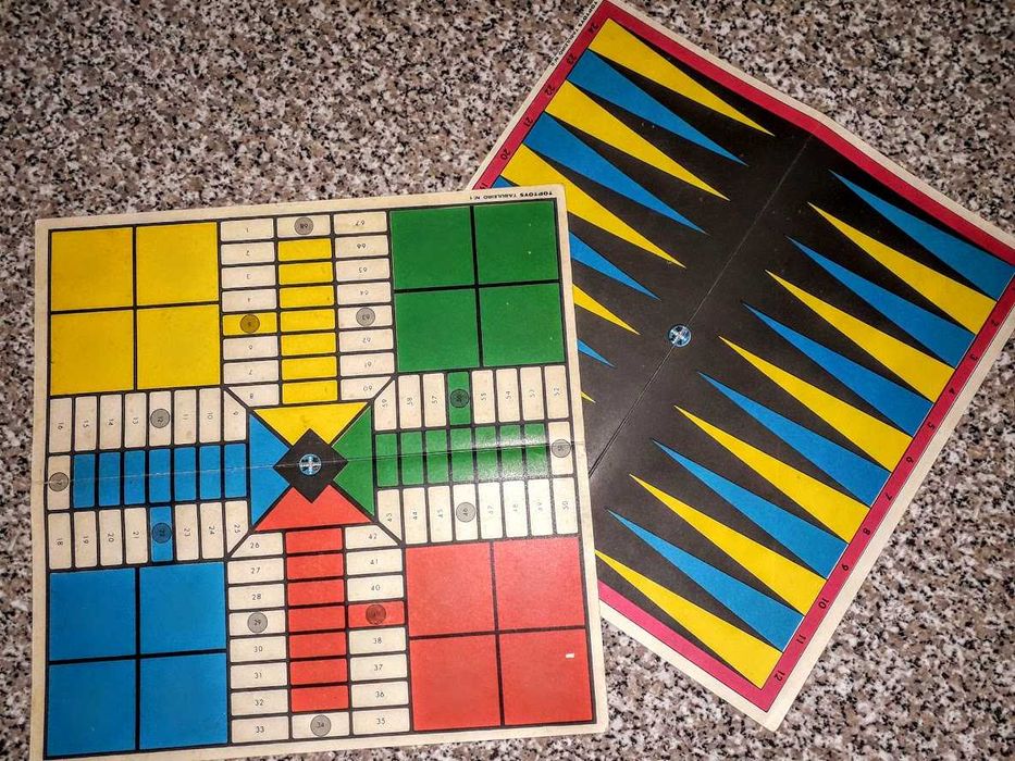 25 jogos de mesa num só jogo vintage 1979 da VILNOGA