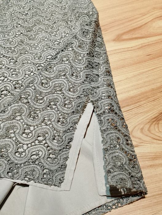 Szara Srebrna Koronkowa Spódnica Ołówkowa Max Mara Made In Italy