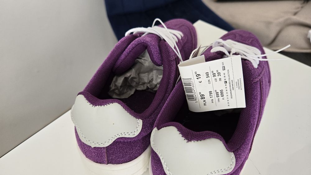 Buty dla chłopca 37 Reserved nowe