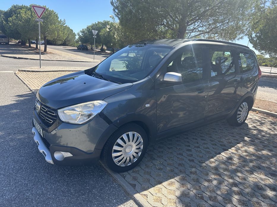 Dacia Loddy 7 lugares