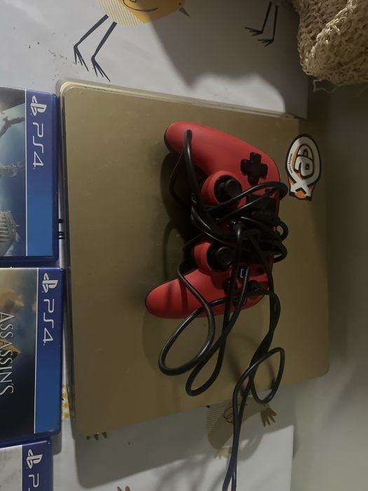 Ps4 com jogos e comando