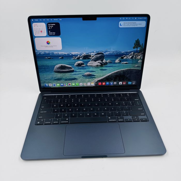 Засвіт Apple Macbook Air 13.6 M3 2024 16GB RAM 256GB SSD Midnight IL7450