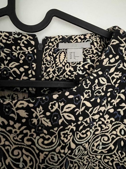 Żakardowa, elegancka sukienka H&M 42