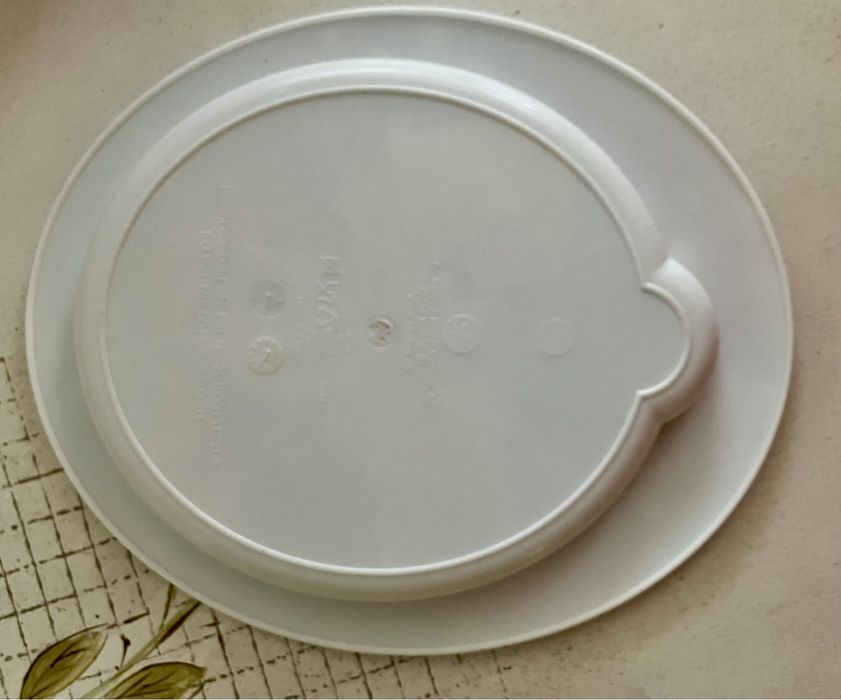 Talerzyk plasticowy Ania i Elsa