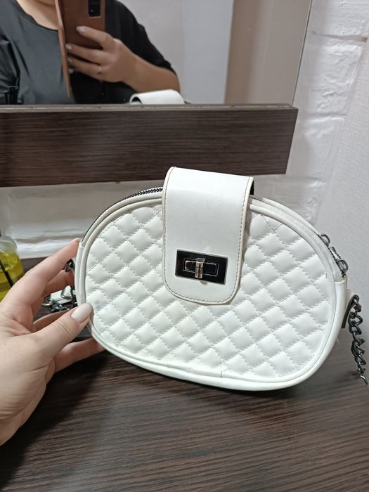 Сумка біла клатч