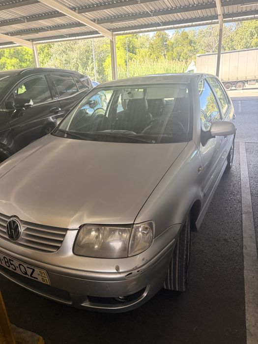 Polo 2001 gasolina vendo carro esta com problema liga mas nao tem foeca pra andar vendo do jeito que esta