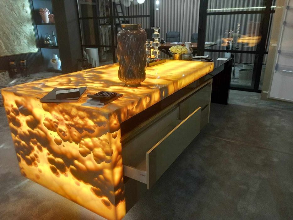 Mobiliário de cozinha, sala e quarto