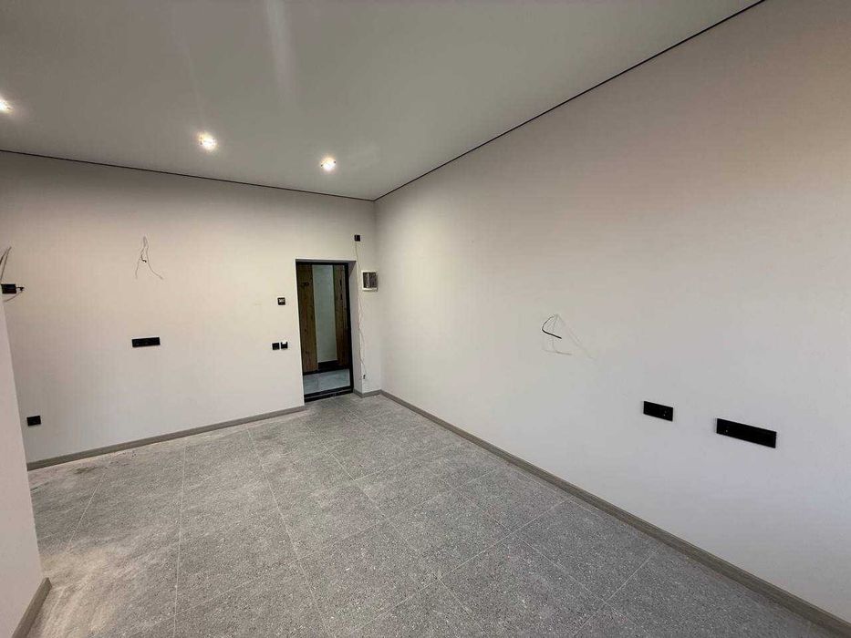 Оренда 2к приміщення  з ремонтом р-н лікарні Мечникова