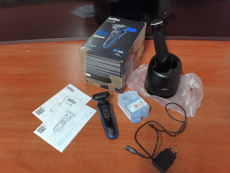 Golarka Braun Series 5 52-B7000cc NOWA Stacja SmartCare 4w1