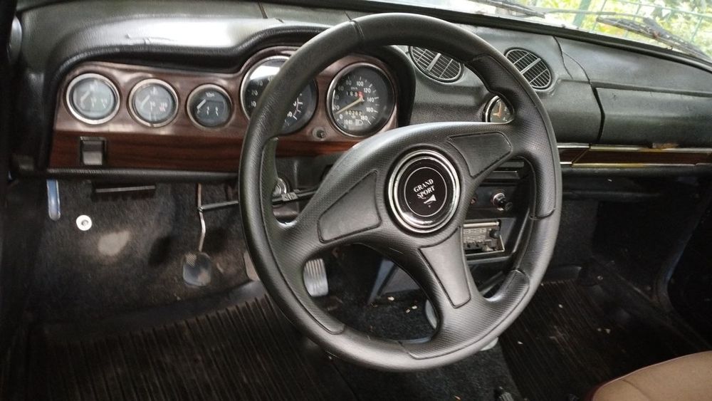 автомобіль ВАЗ 21061