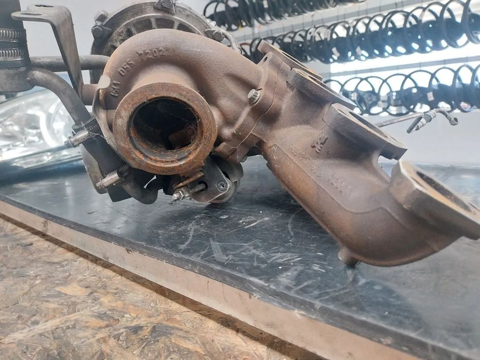 Bi-Turbo BMW serie 123 204 cv Ref: 11657804638-01