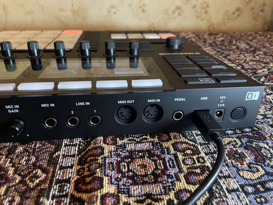 Native Instruments Maschine MK3 + офіційна ліцензія + бібліотека