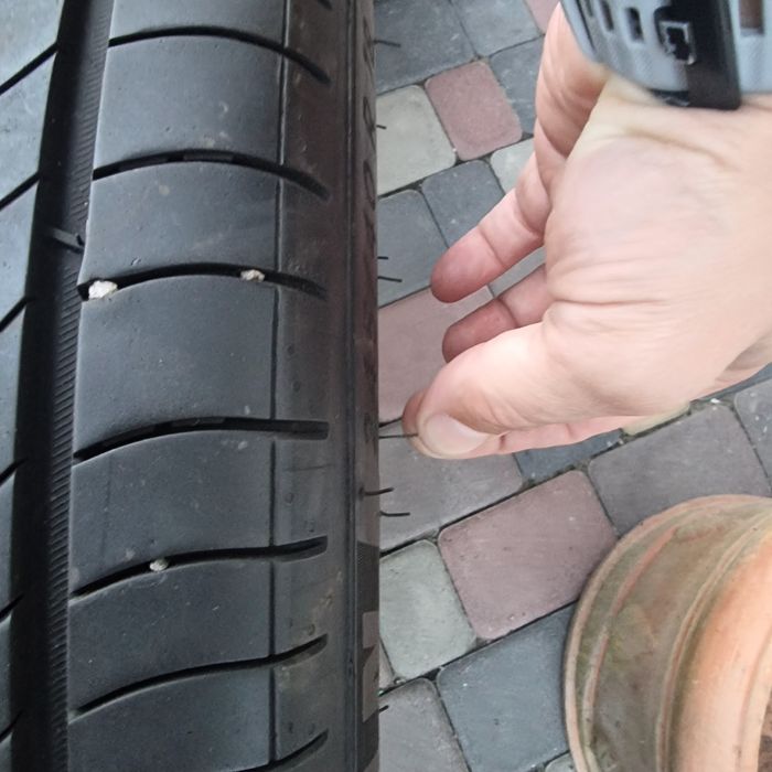 Alufelgi Audi  z oponami letnimi Michelin  245.40.18