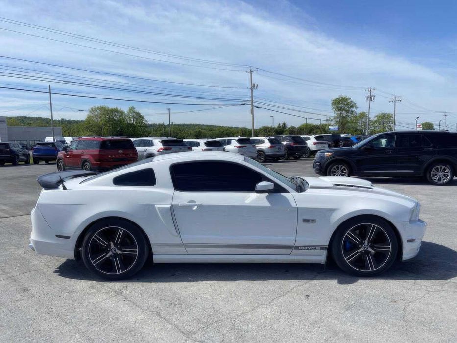 Ford Mustang      2014