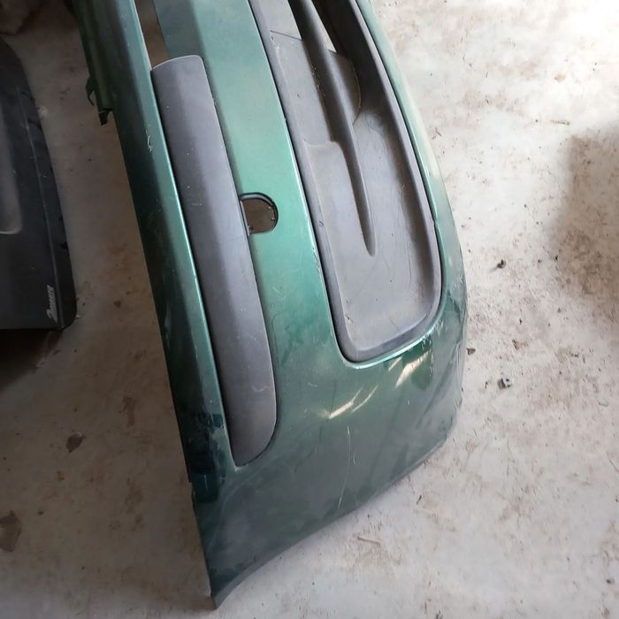 Para choques fiat punto ano 2002